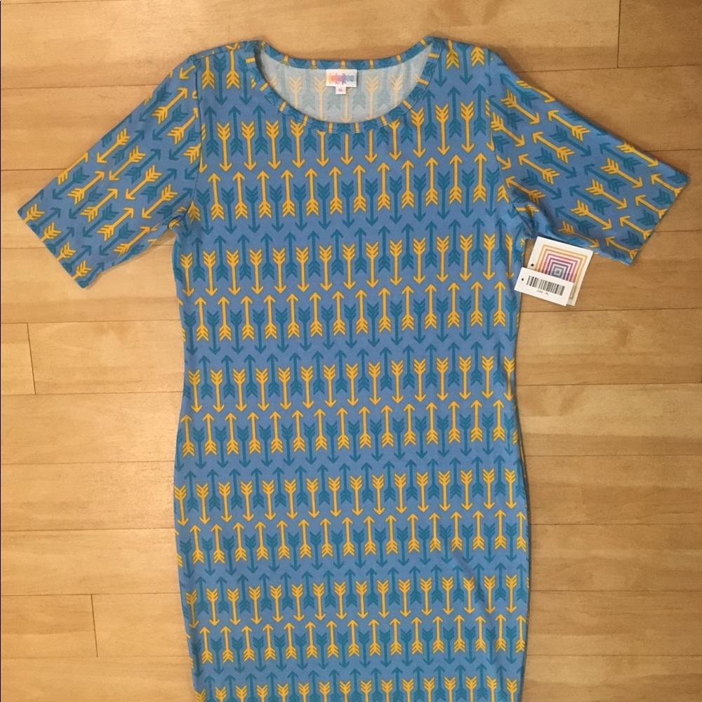 LuLaRoe Julia Dress (XL)